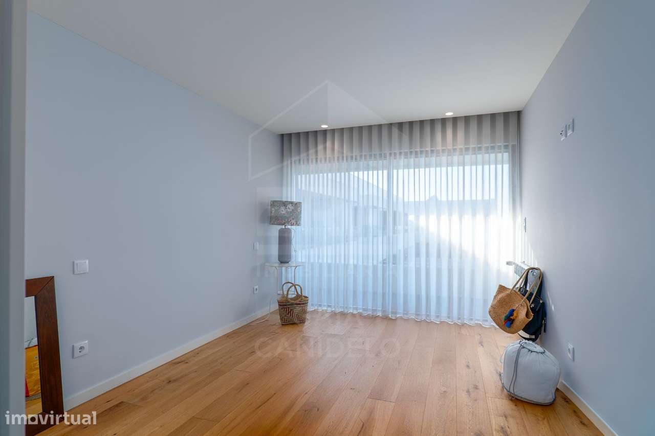 Excelente T2 no centro de Canidelo-12