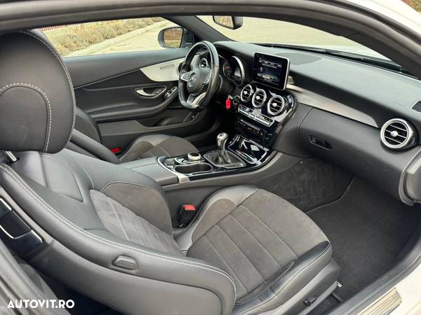 Mercedes-Benz C 220 d Coupe AMG Line - 12