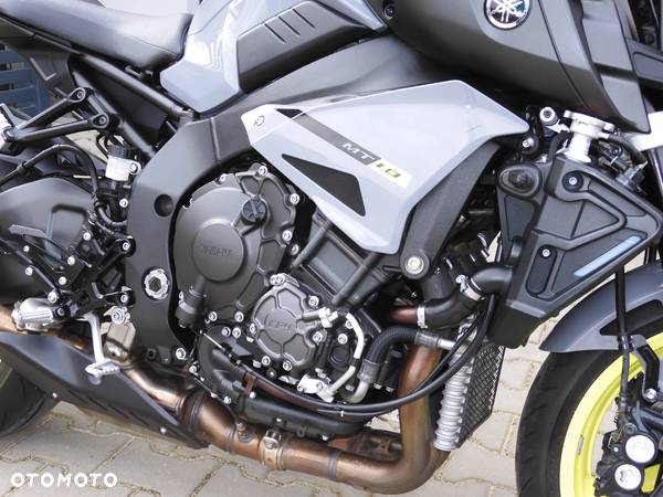 Yamaha MT - 7