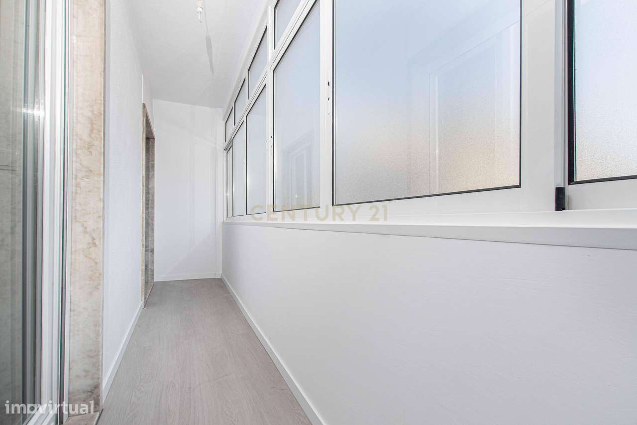 Apartamento T2 Totalmente Remodelado | Odivelas-15