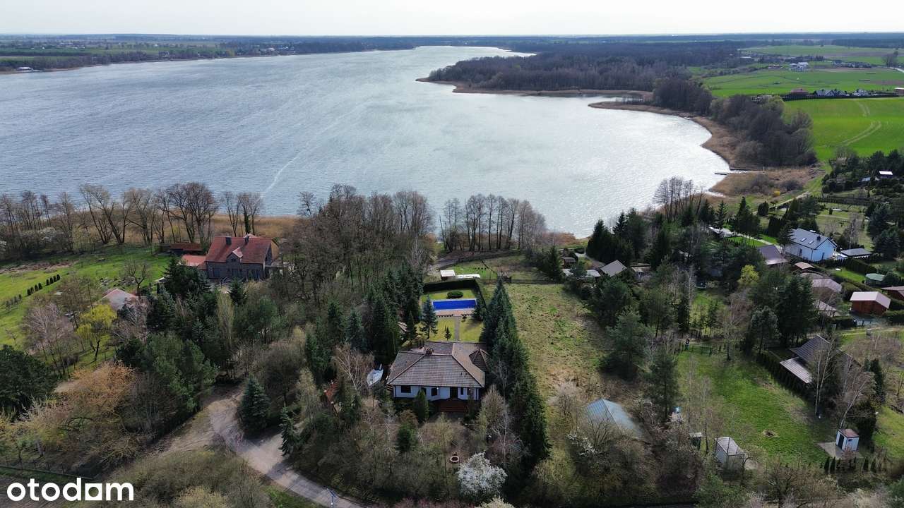 Urokliwa działka z domkiem położona nad jeziorem Powidz Polanowo-1