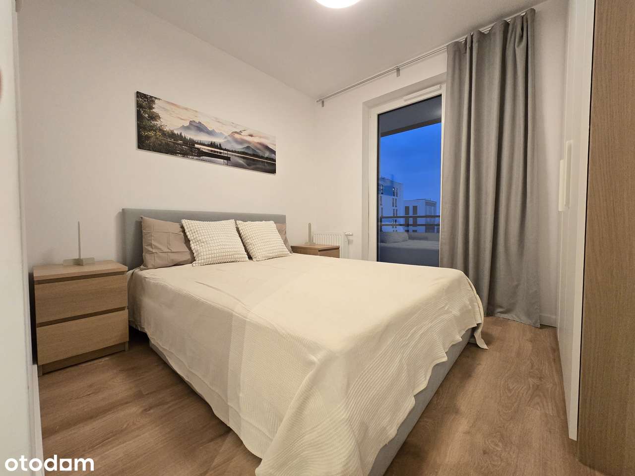 Lux Do życia lub pod wynajem, Lokum Porto Pojemne szafy, wygodne łóżko-9