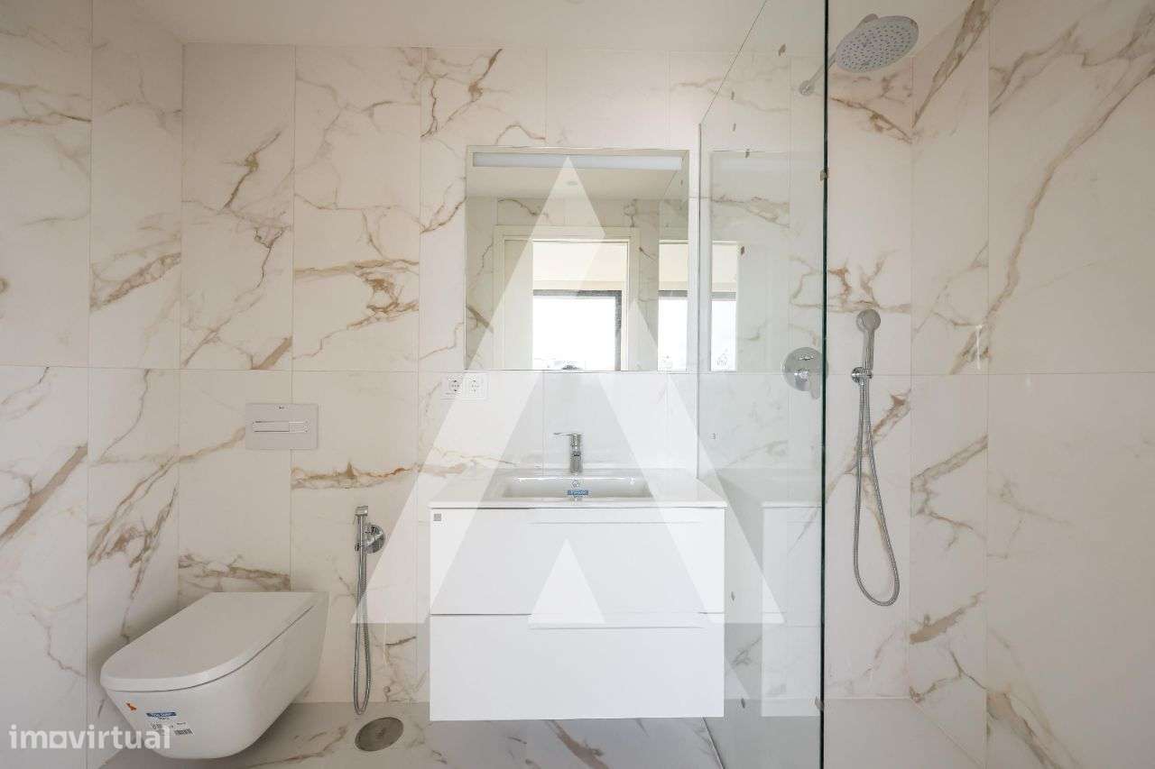 Apartamento T3 Implex no centro de Aveiro com terraços - Grande imagem: 4/37