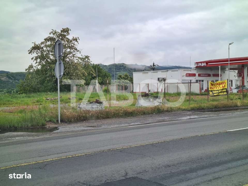 Teren intravilan 4100 mp de vanzare in Lancram - Imagine principală: 3/4