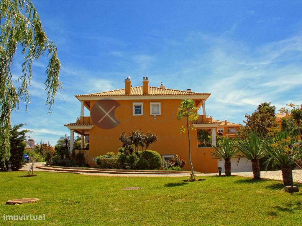 Moradia T4 situada em Birre em condomínio fechado de prestigio. Dis... - Grande imagem: 3/24