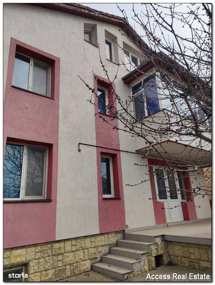 Vilă pe malul lacului Siutghiol, lângă parc-8