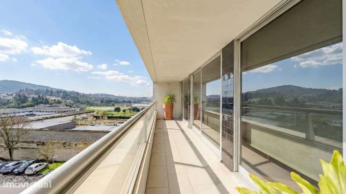 Apartamento T3 de Luxo no Salgueiral - Guimarães-19