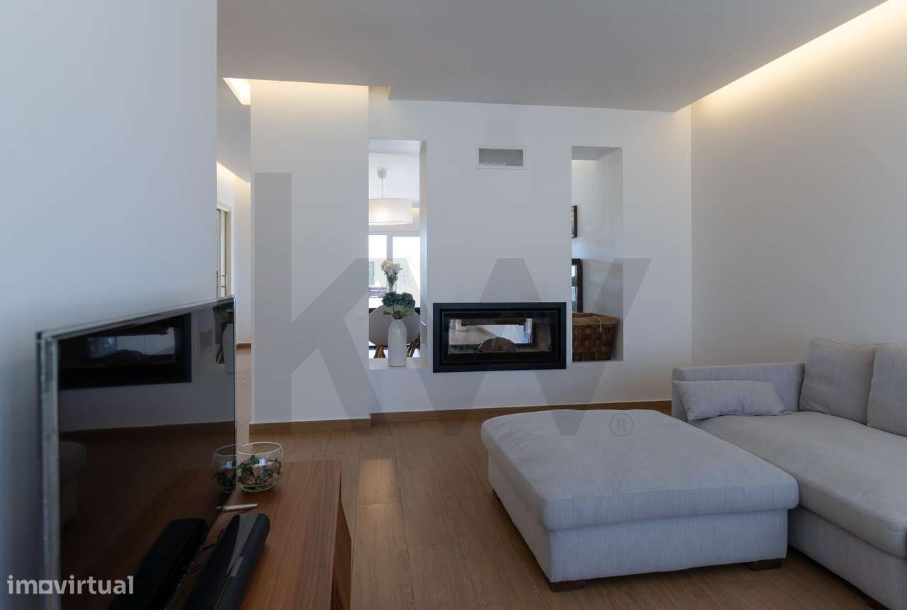 Moradia T4 com Jardim e Piscina no Pinhal Novo - Palmela - Grande imagem: 5/16