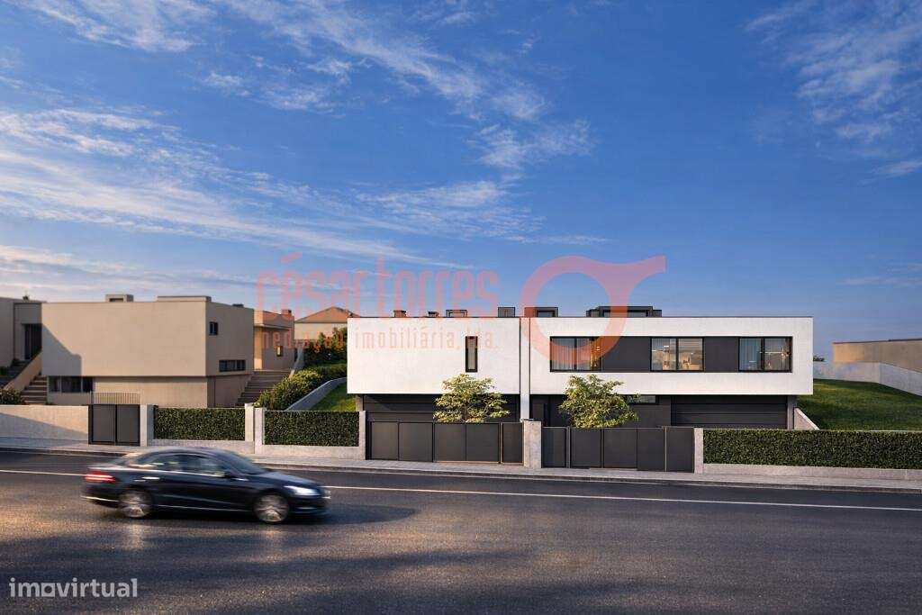 Terreno 1.118 m2 com Projeto Aprovado para 2 Moradias | Serzedo e Pero - Grande imagem: 3/7