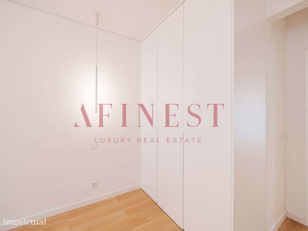 T2 Totalmente Remodelado | Graça | 70m² | Nascente/Poente | Varanda...-21