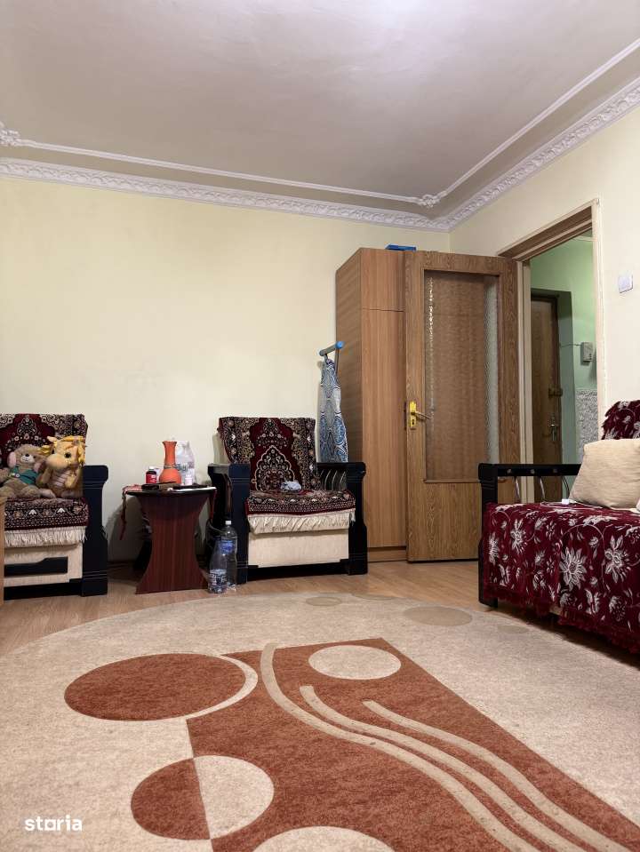 3 camere DECOMANDAT | 1981 | 7 min metrou | 74 mp |  DE RENOVAT-3