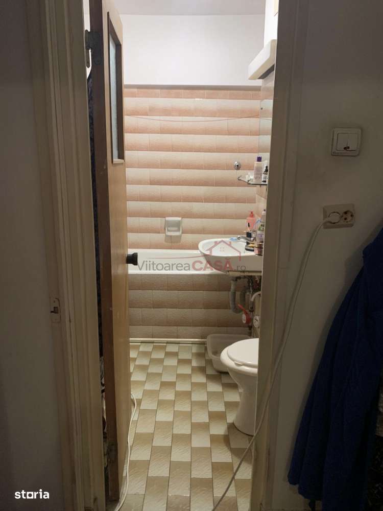 Bd Dacia - 2 camere decomandat - etaj 5 din 8- bloc 1982 – metrou Ob-7