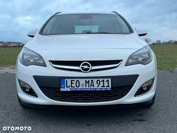 Opel Astra 1.4 Turbo Sports Tourer 150 Jahre - 17