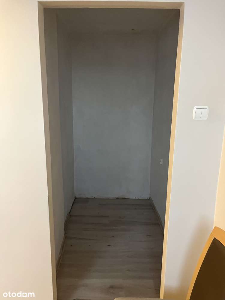 Przestronne 2 pokojowe mieszkanie, duża kuchnia, blisko Bielska-7