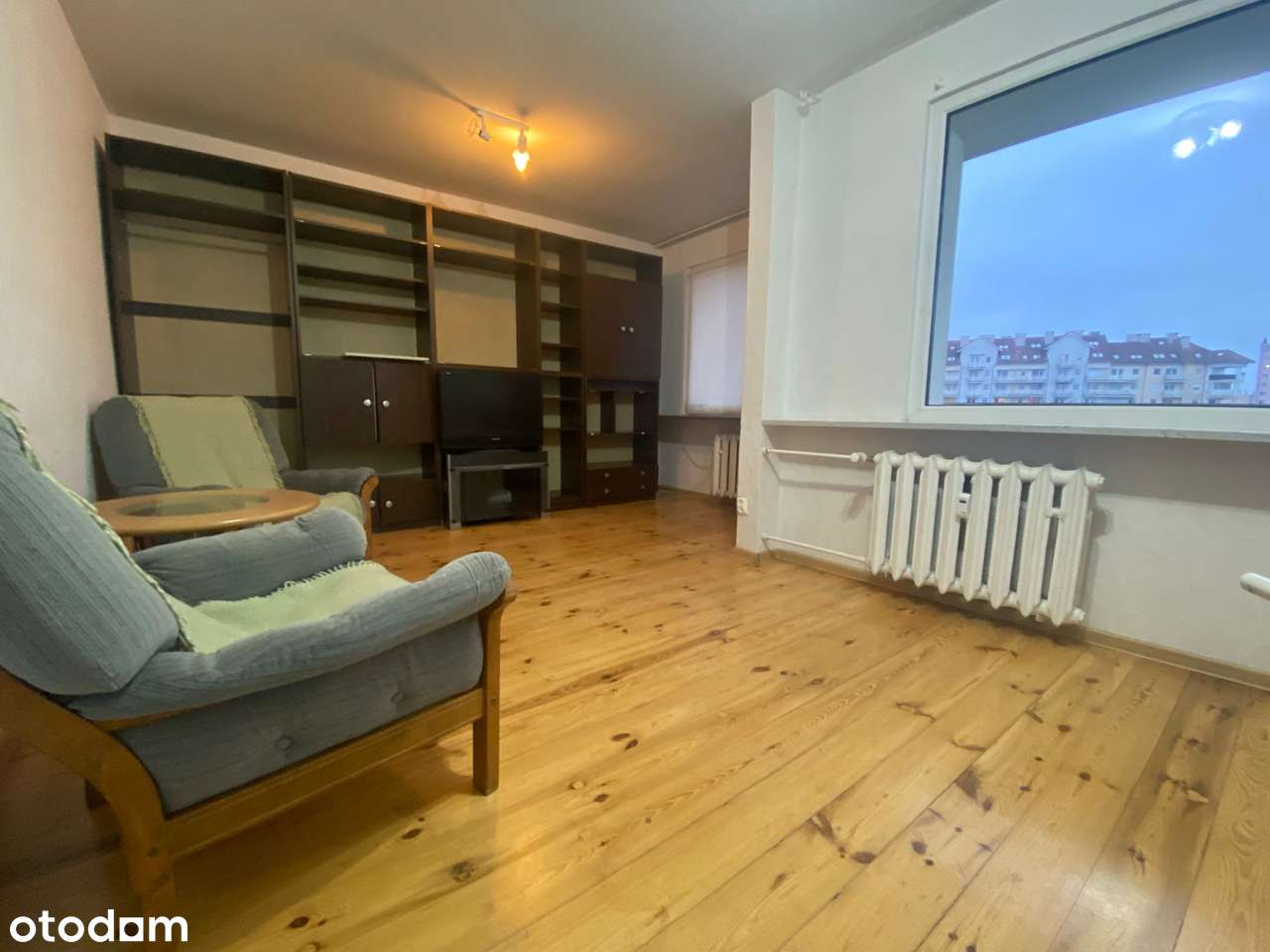 Przestronne 4-pokojowe mieszkanie z balkonem-5