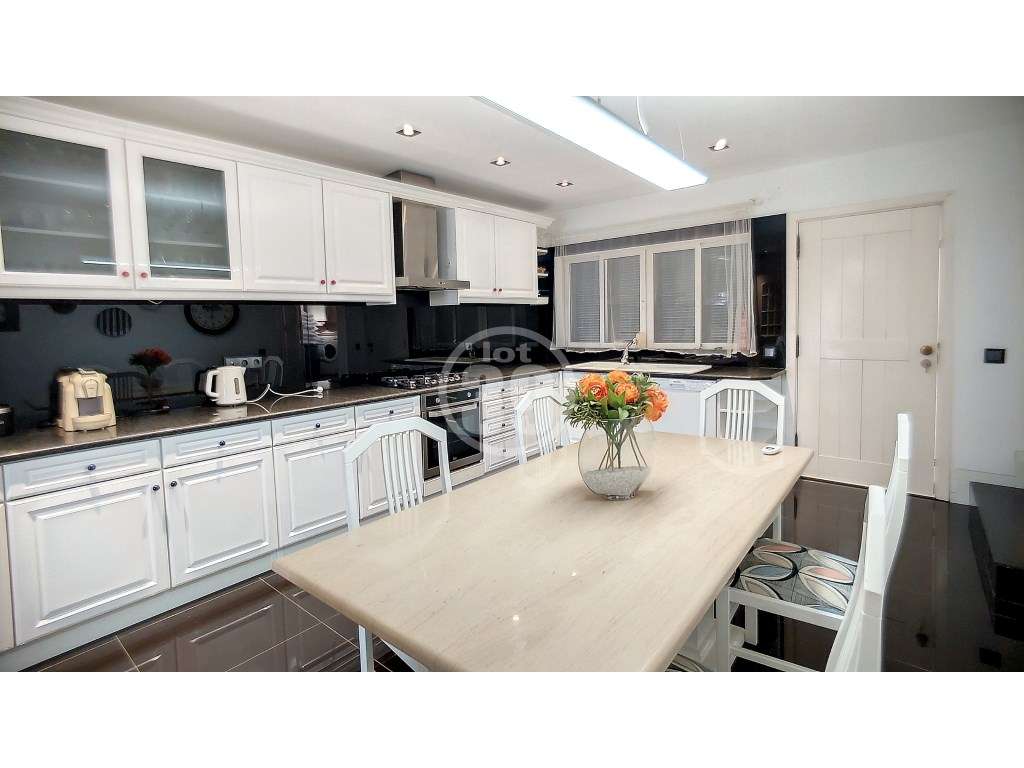 Moradia Deslumbrante com Vista Mar, piscina e garagem - Marina de A...-21