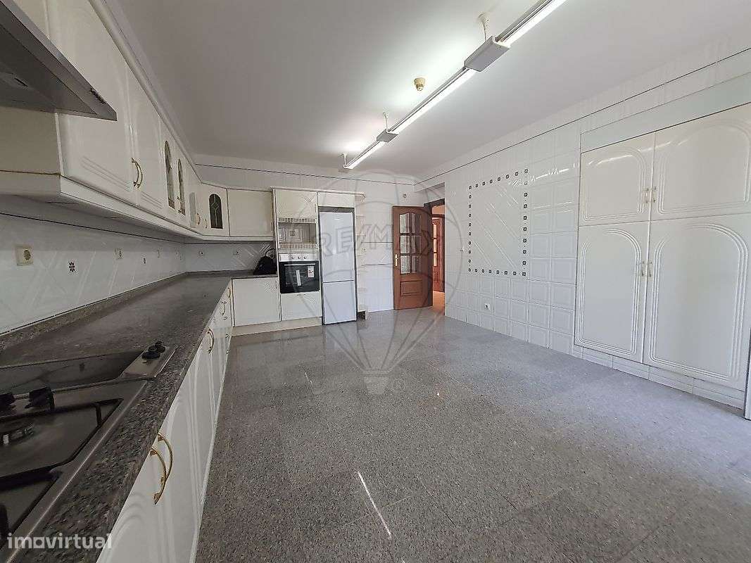 Moradia T4 para venda - Grande imagem: 4/29