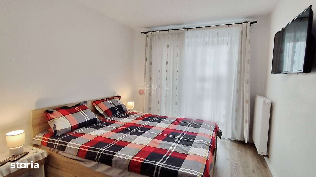 Priveliste Deosebita Cartier Kasper Coresi - Imagine principală: 5/16