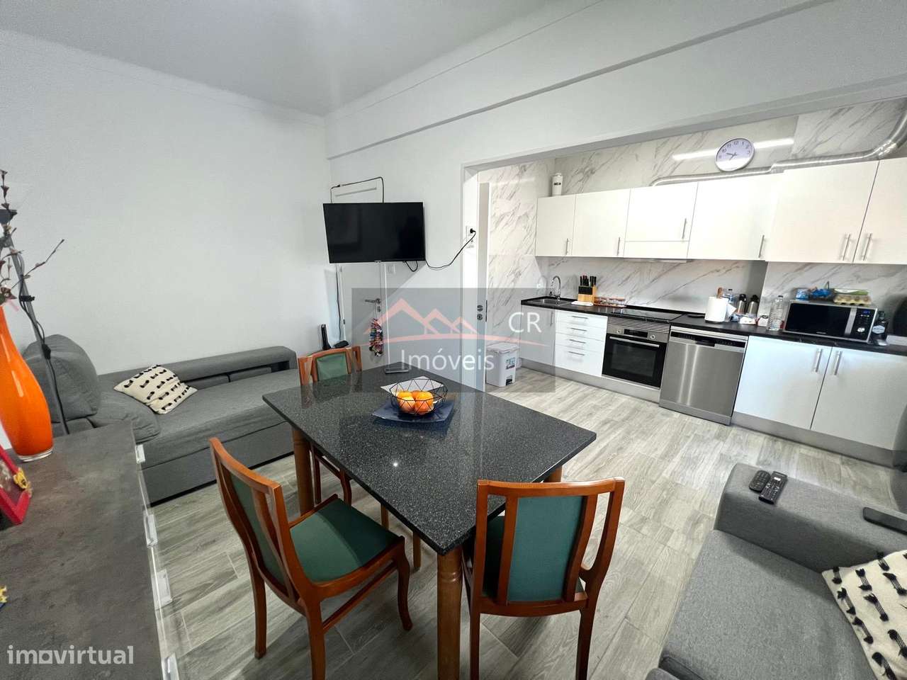 Magnifico Apart T2 Remodelado - Amora-3