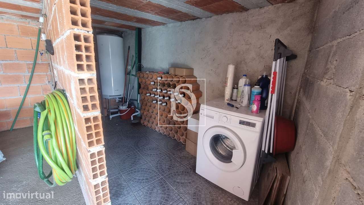 Moradia T2+1 Venda em Louredo,Vieira do Minho-11