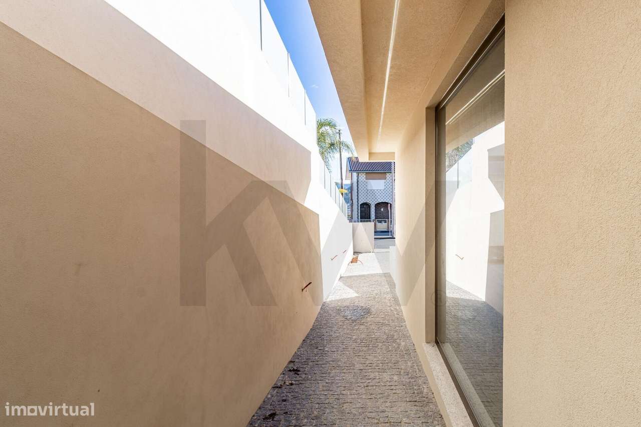 Moradia Geminada NOVA – São João da Madeira! - Grande imagem: 2/31