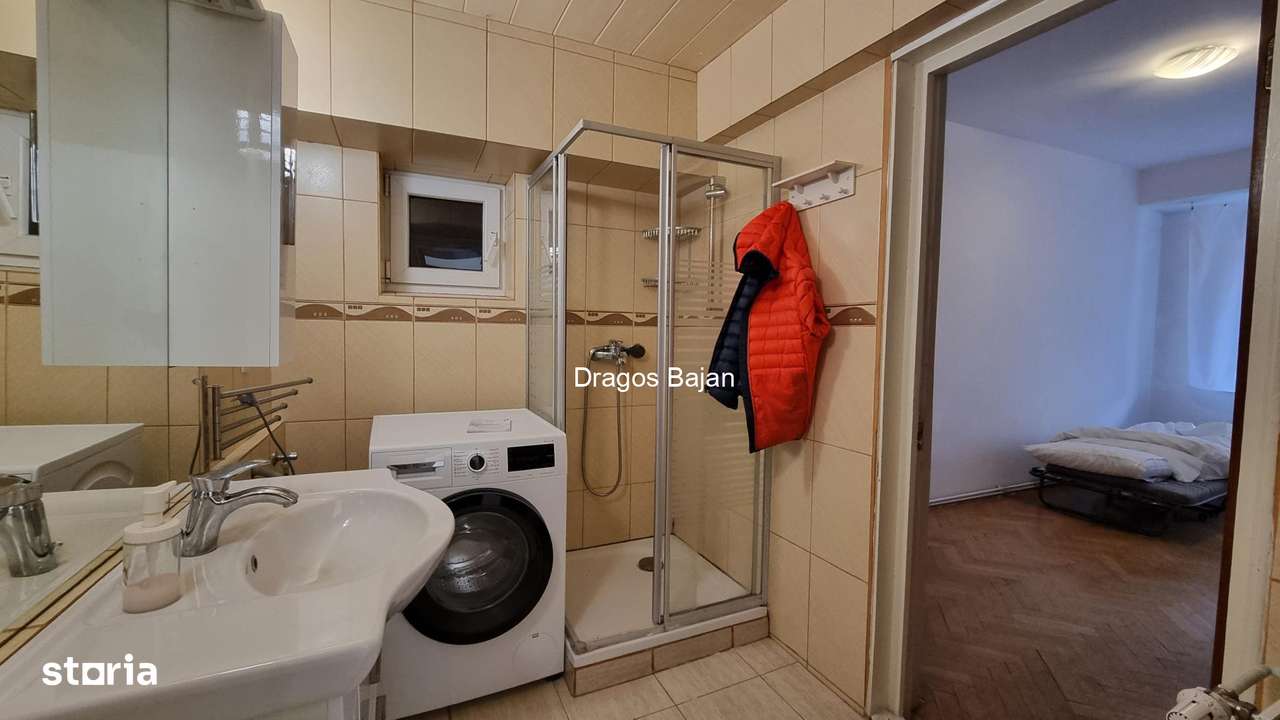 1970 // Parcare // 3 camere-9