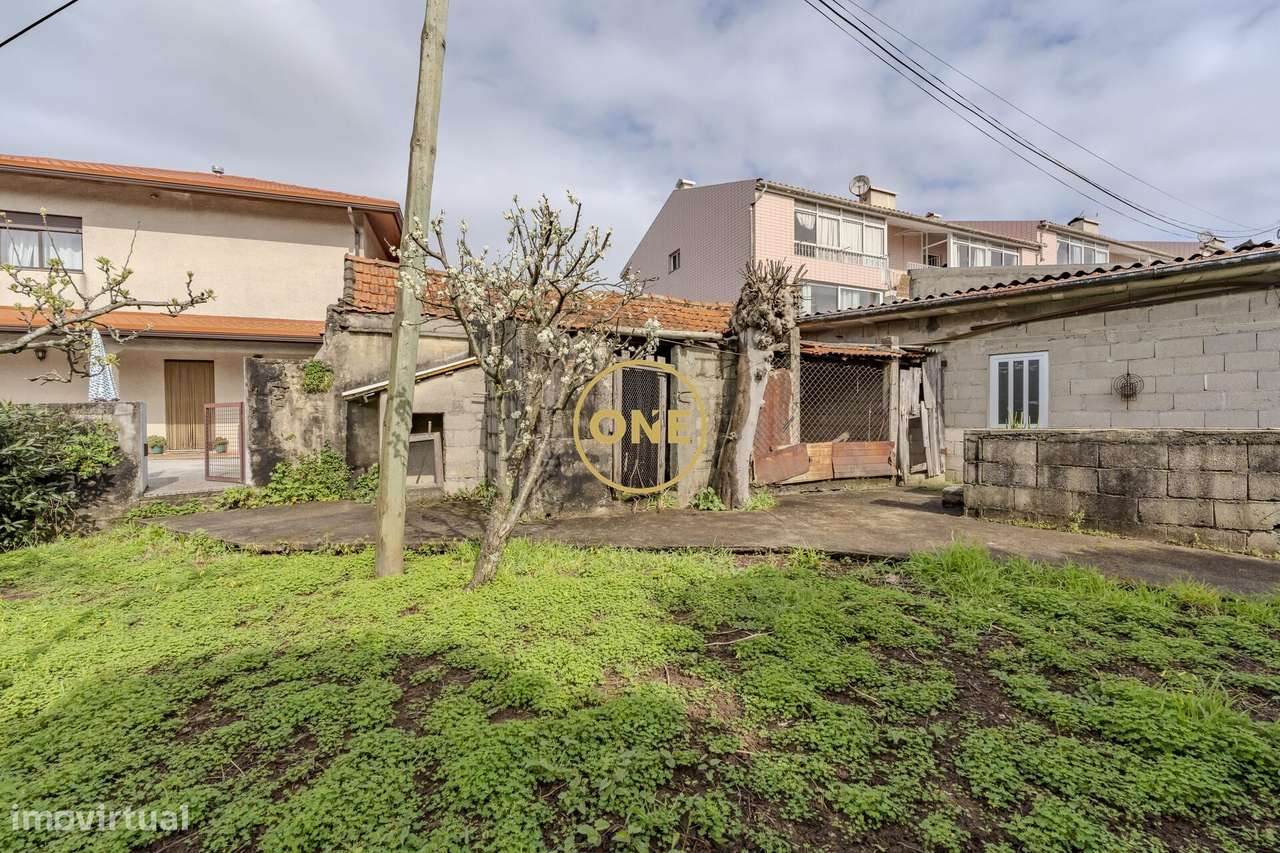 Moradia T3 individual em Lousado-7