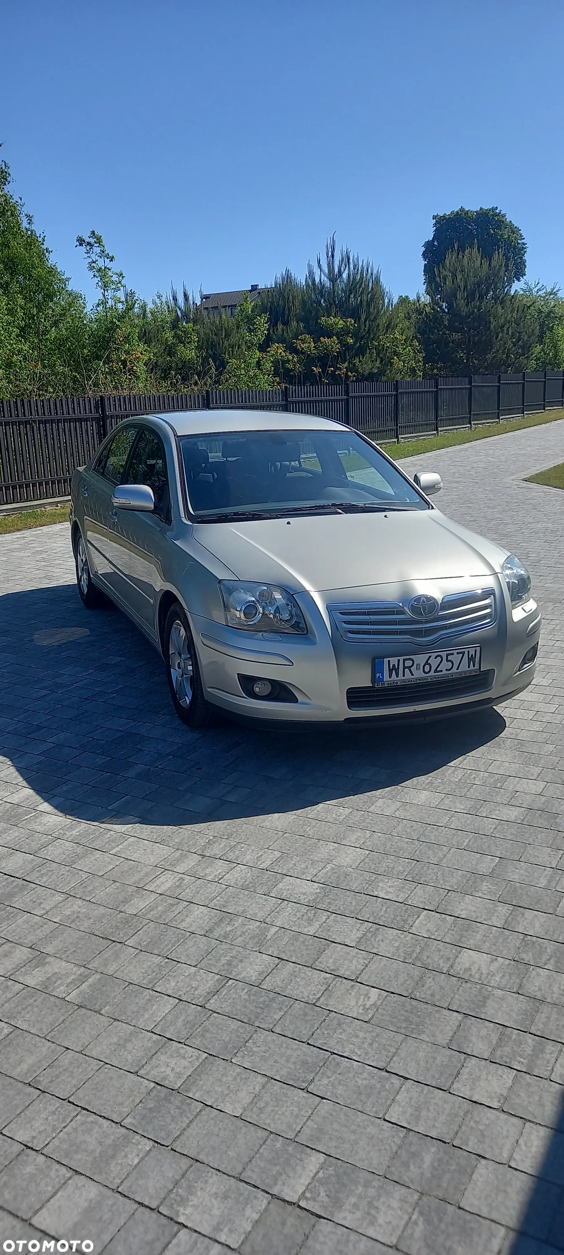 Toyota Avensis 2.0 D-4D - 2