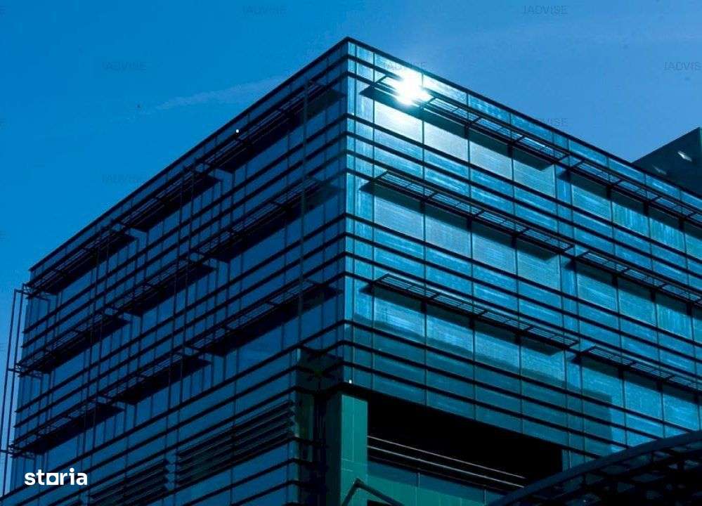 Offfice center clasa A - Imagine principală: 2/4