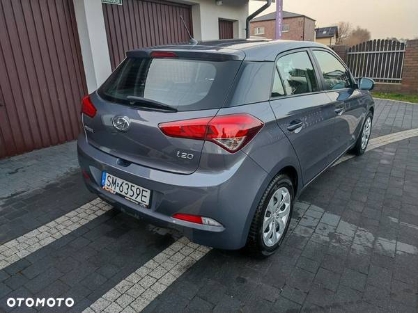 Hyundai i20 1.2 Classic - 22