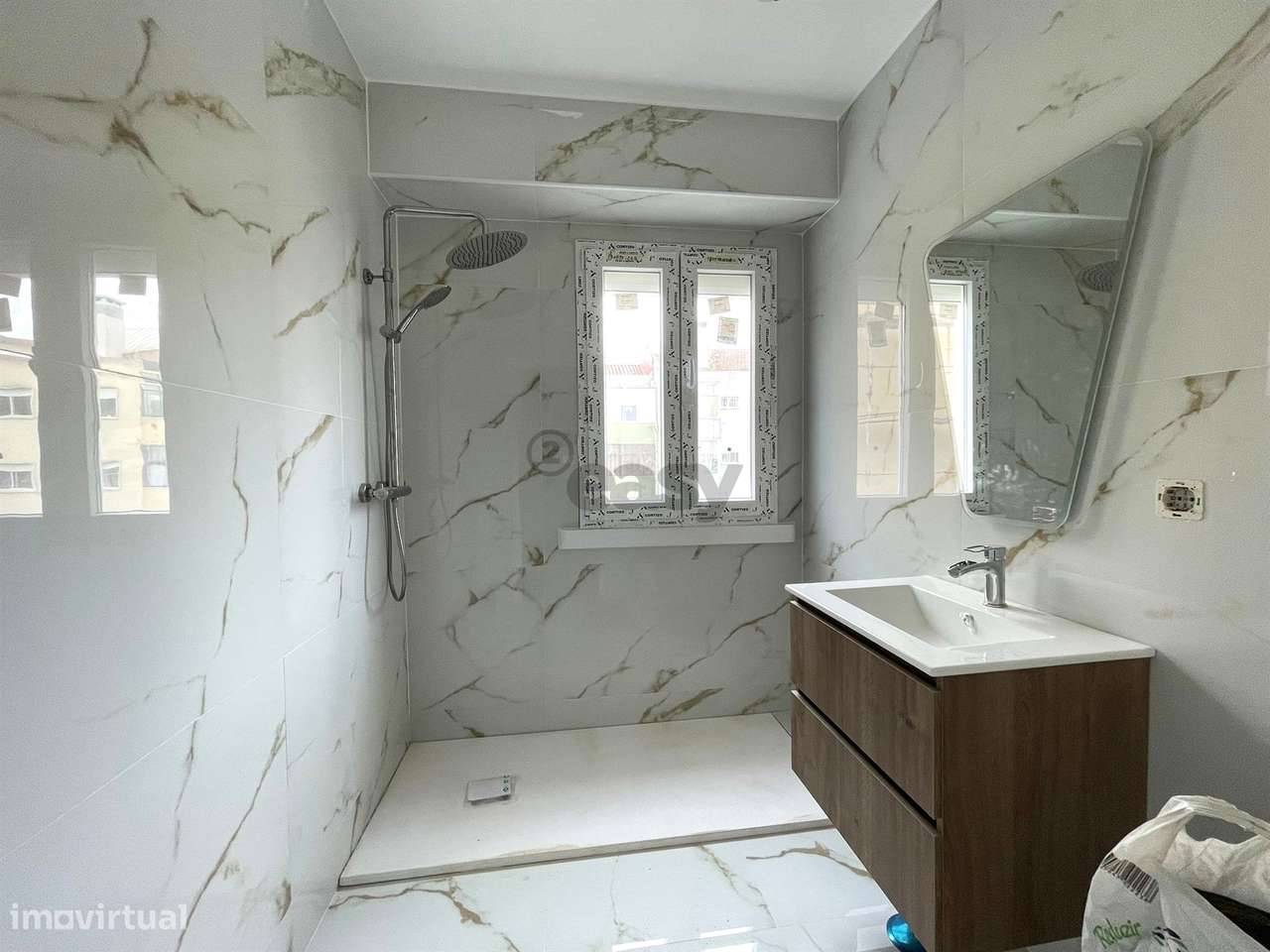 Apartamento junto ao metro da Amadora Este - Grande imagem: 5/10