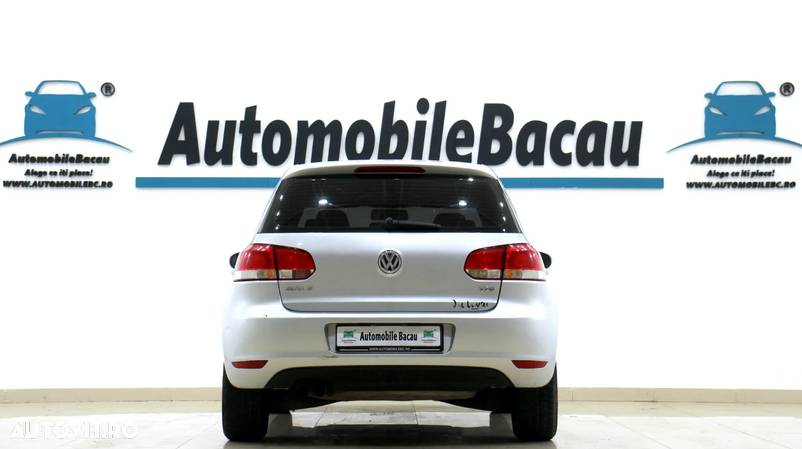 Volkswagen Golf 2.0 TDI Comfortline - 15