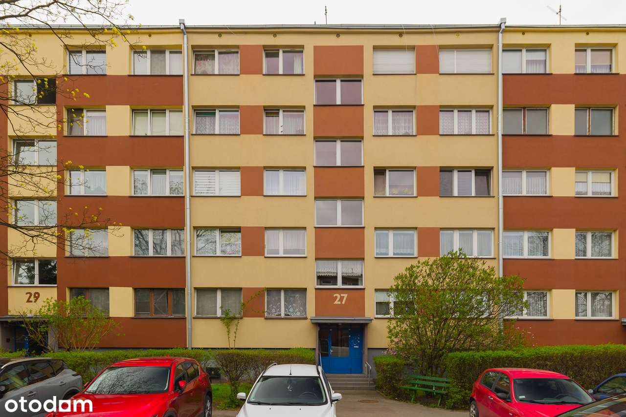 Przytulne 2 pokoje z osobną kuchnią i garderobą – ul. Złotostocka-15