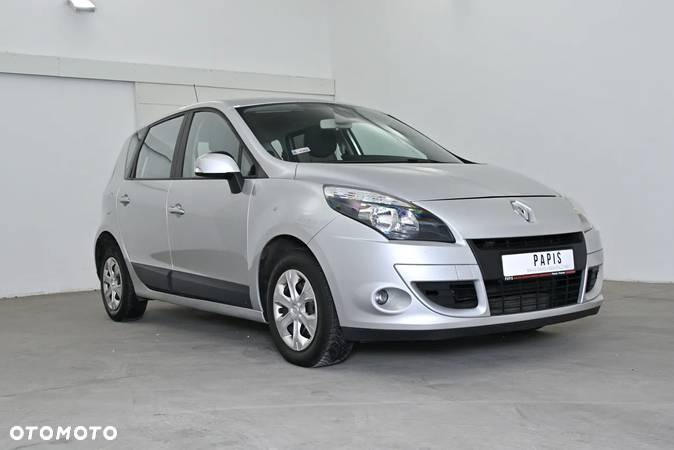 Renault Scenic 1.5 dCi Emotion - 9