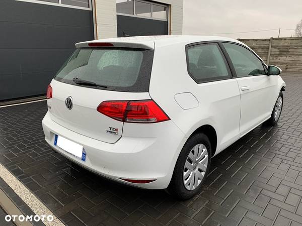 Volkswagen Golf 1.6 TDI BlueMotion Comfortline - 32