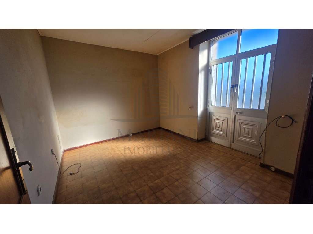 **2 Casas Térreas em Serzedo - Oportunidade Única! **-13