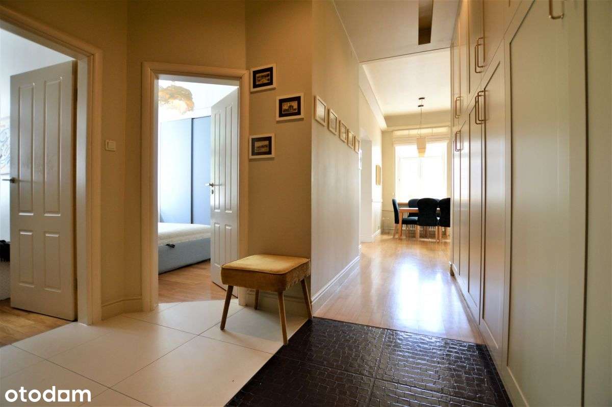 Śliczny i b. wysoki apartament w pięknej kamienicy-10