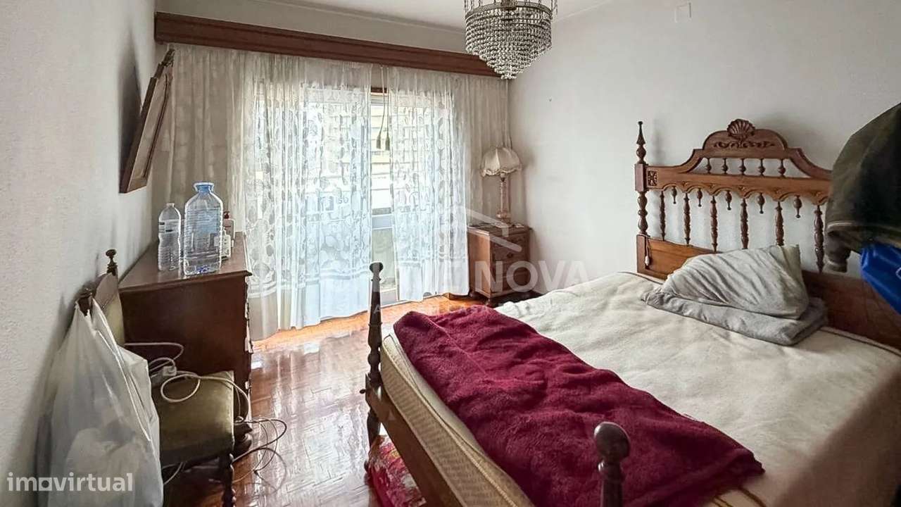 T2+1 c/ Garagem + arrumos +Terraço-13