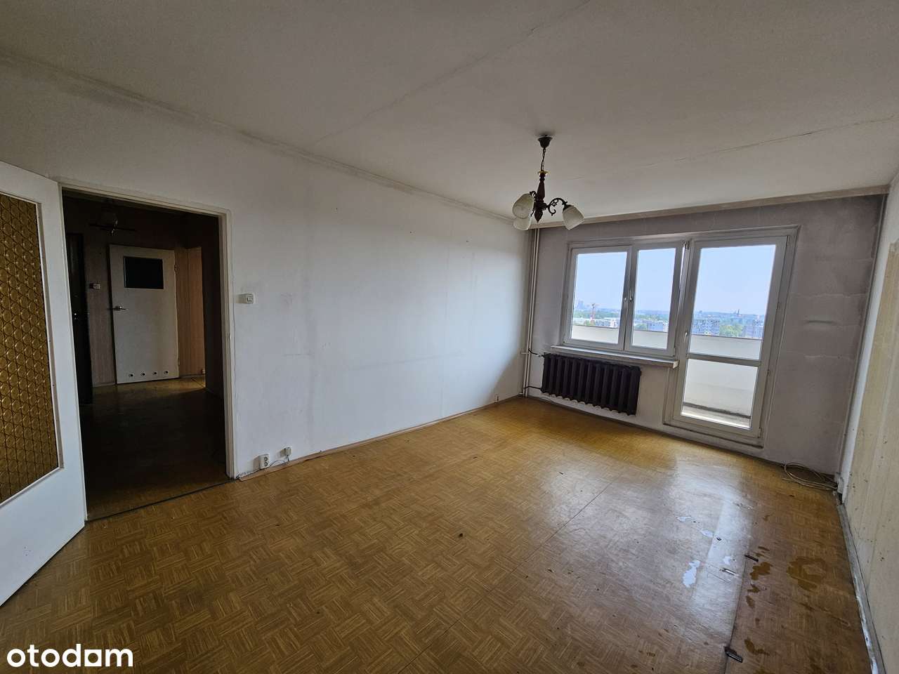Bezpośrednio 2 pokoje z genialnym widokiem do remontu - Pełny obrazek: 4/10