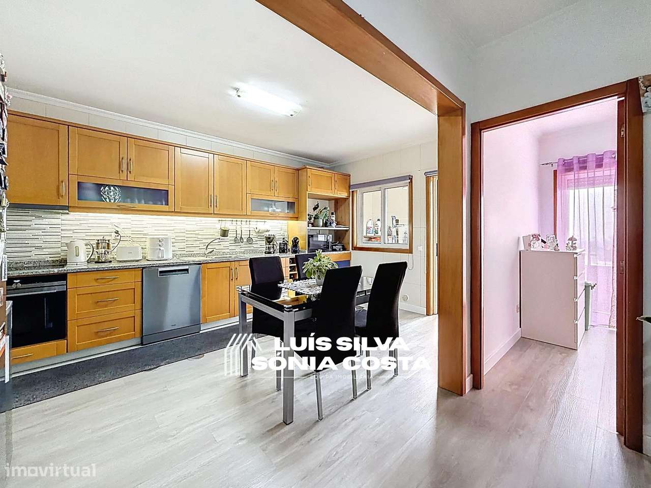 Apartamento T2 Transformado em T3 c/ Varanda, Garagem Fechada &... - Grande imagem: 5/37