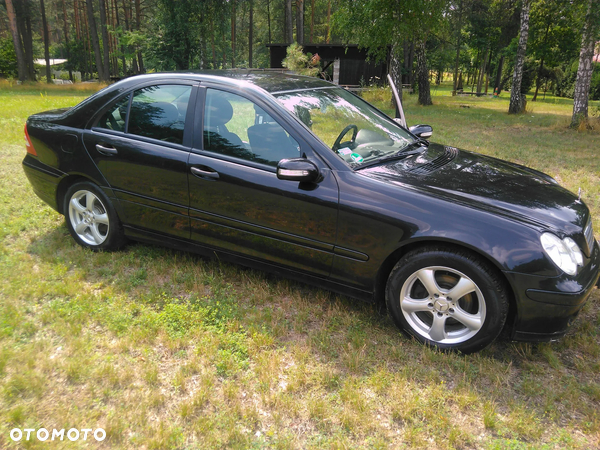 Mercedes-Benz Klasa C 220 CDI Classic - 8