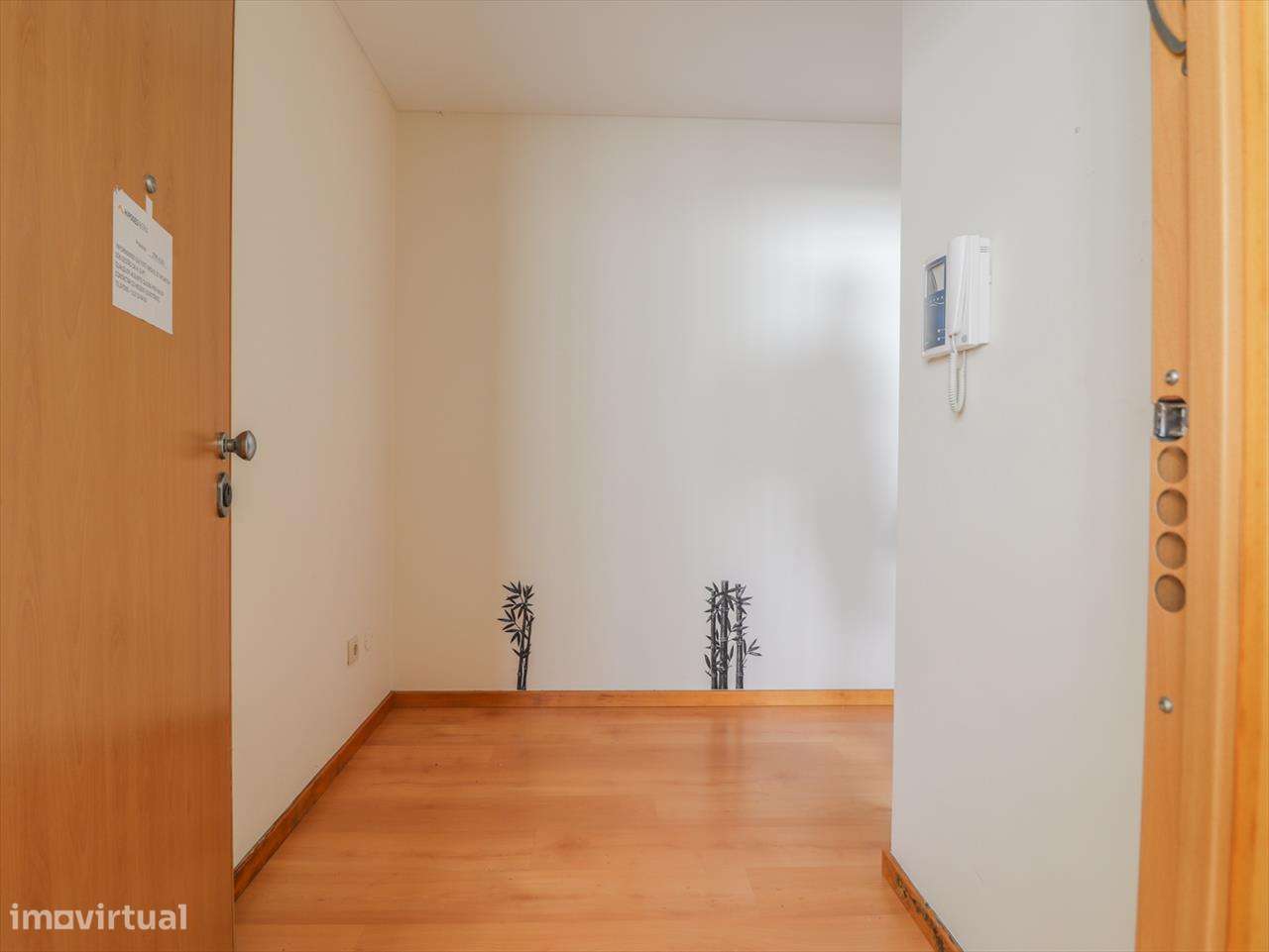 Apartamento T1 para Venda - Grande imagem: 2/18