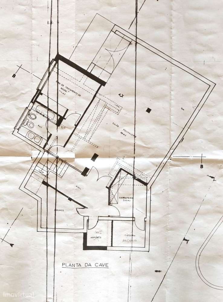 Moradia totalmente remodelada na melhor zona das Antas-57