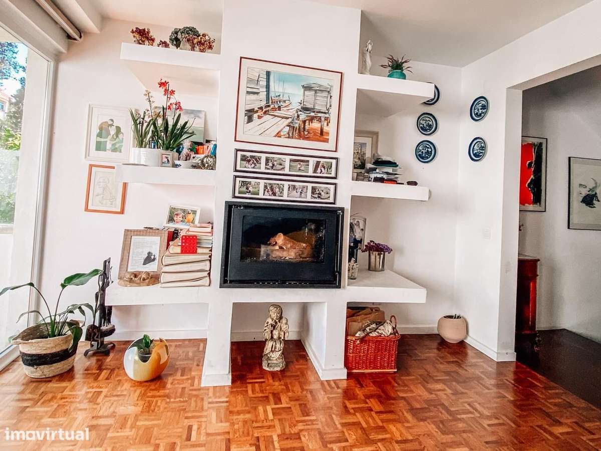 Moradia T4+1 para remodelação Gandarinha em Cascais-5