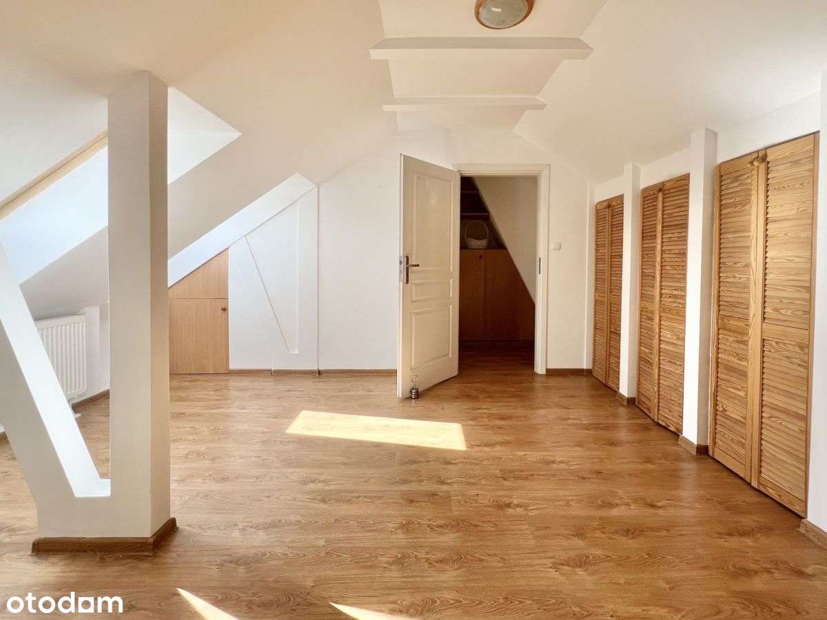 PLEWISKA | komfortowe mieszkanie | DWA POZIOMY | balkon | PARKING-11