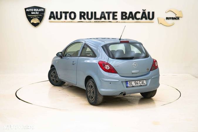 Opel Corsa 1.2i Essentia - 7