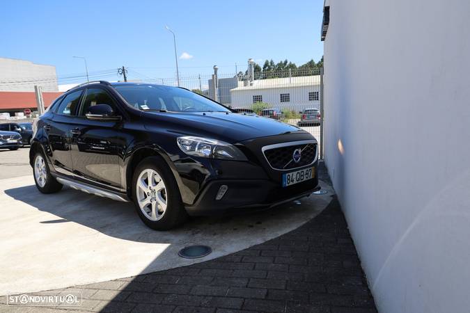 Volvo V40 Cross Country 2.0 D2 Momentum Geartronic - 17