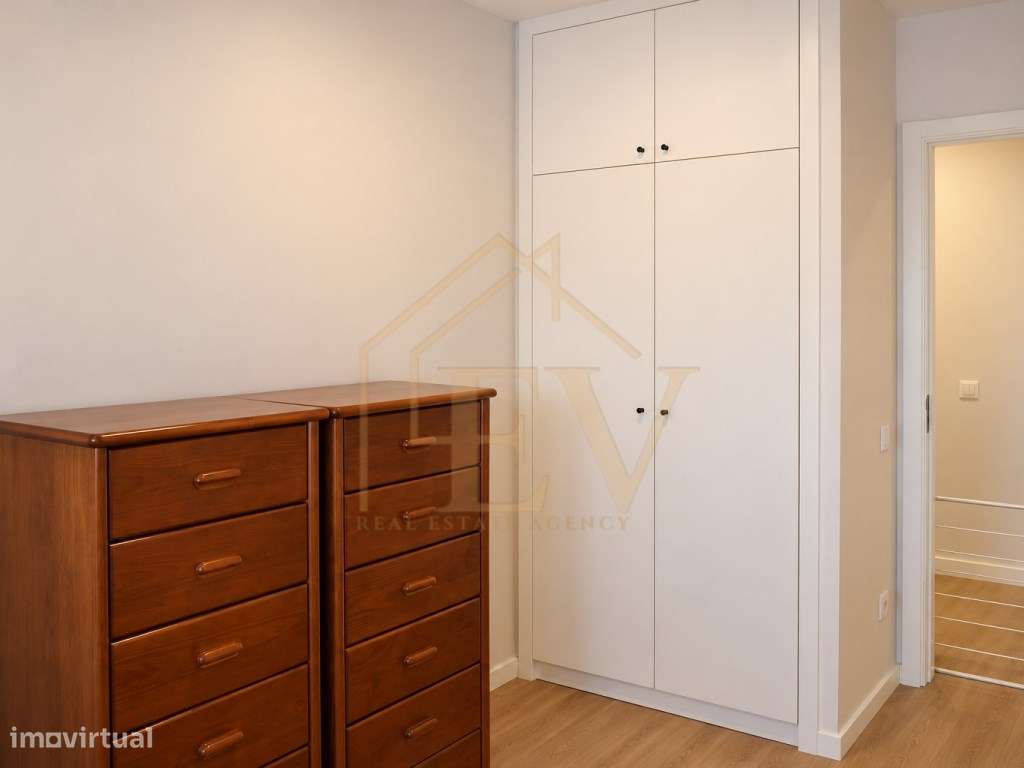 Apartamento T3 totalmente renovado em Ermesinde l Porto-9