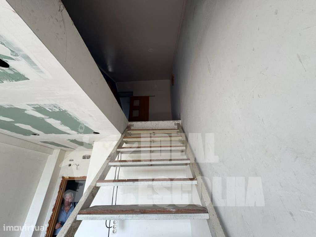 T3+1 ARRENTELA A PRECISAR DE OBRAS-14