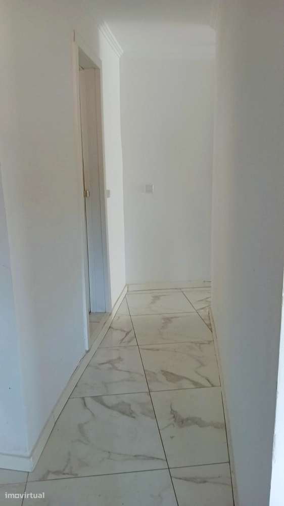 Conjunto de 2 Apartamentos T2 em Santa Clara, Coimbra - Grande imagem: 5/20